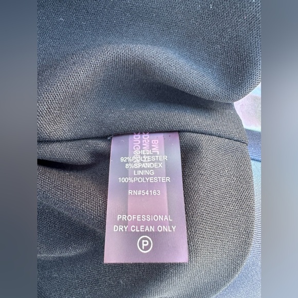 NWT Calvin Klein dress size 10
Pit to pit: 16”
Length: 35” - Picture 6 of 6